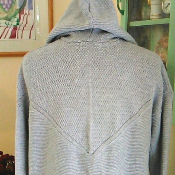 Olive + Oak Hooded Sweater - Picture 7 of 12